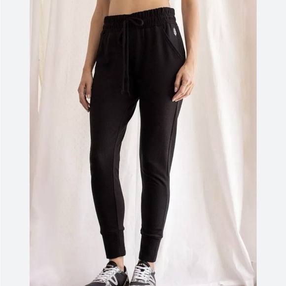 Free people movement Black Jogger Pants - Picture 1 of 5